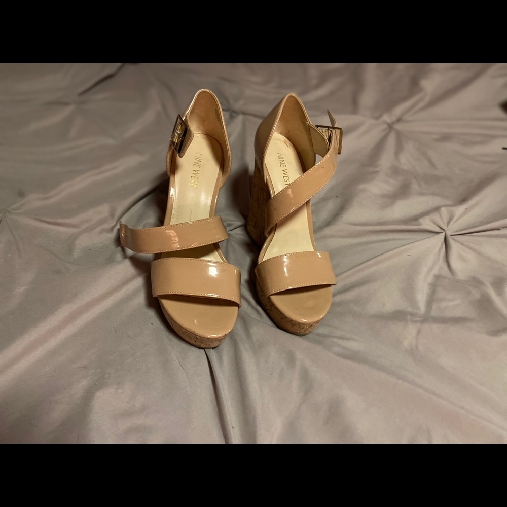 Nine West strap sandals w/cork bottom